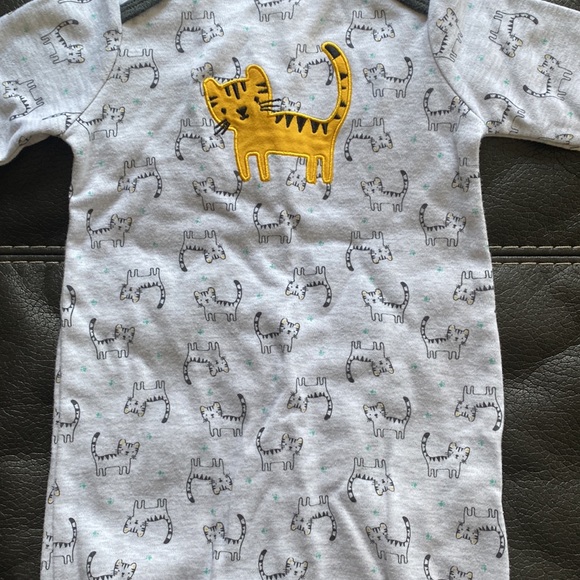Starting Out 0-6 month Baby Sleeper Gown - Picture 4 of 5